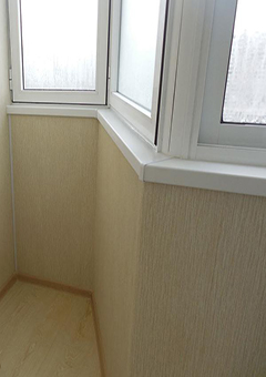 Остекление с отделкой в доме П-44 (балкон сапожок) - фото 8
